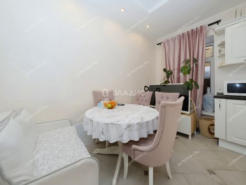 taunhaus-424p фото