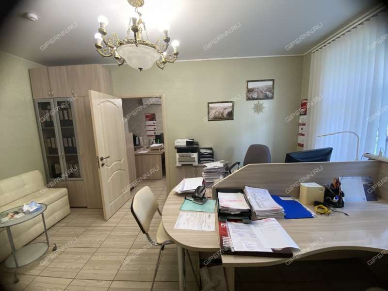 помещение под офис, недвижимость под салоны красоты на улице Июльских Дней