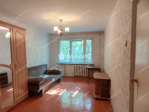 1-komnatnaya-ul-strokina-d-3a фото
