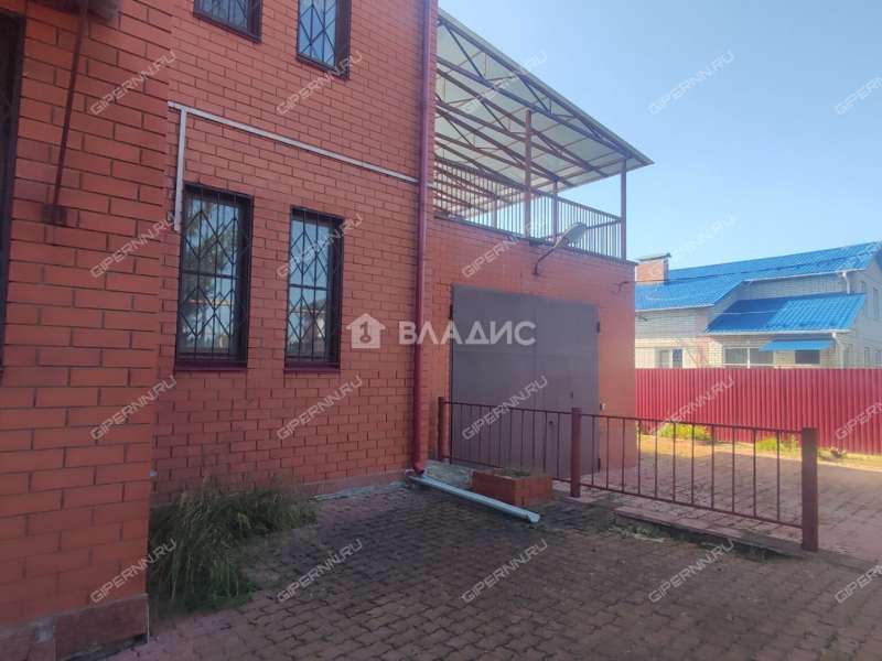 дом на улице Садовая сельский посёлок Буревестник