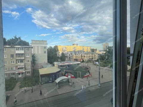 3-komnatnaya-ul-efremova-d-4 фото