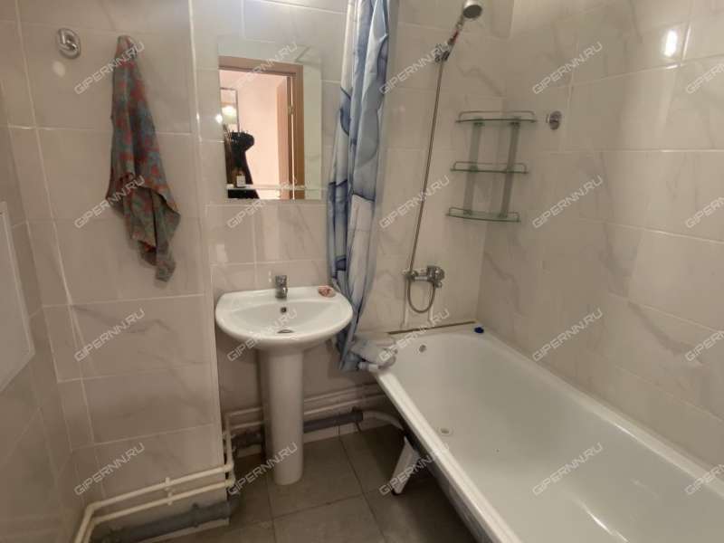 двухкомнатная квартира на 2-й Дорожной улице дом 1