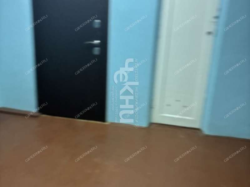 комната в доме 233 на Московском шоссе