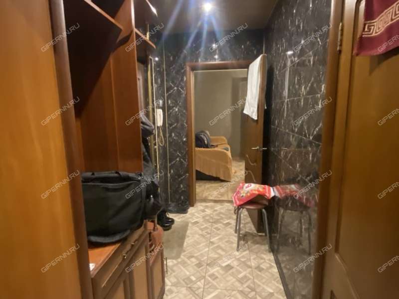 двухкомнатная квартира на улице Плотникова дом 2