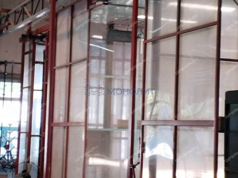 здание под недвижимость под образовательные учреждения, недвижимость для спорта, фитнеса на улице Кащенко