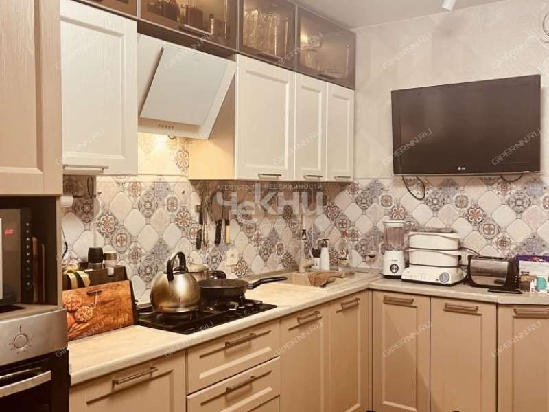 четырёхкомнатная квартира на Пролетарской улице дом 14а