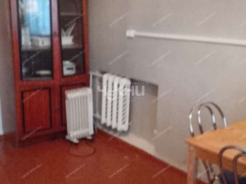 комната в доме 233 на Московском шоссе