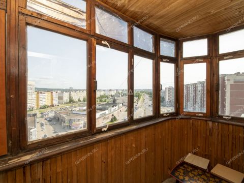 3-komnatnaya-ul-plotnikova-d-4 фото