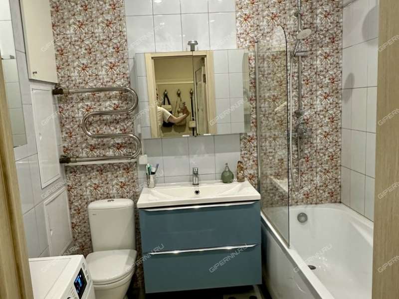 однокомнатная квартира на Республиканской улице дом 43 к6