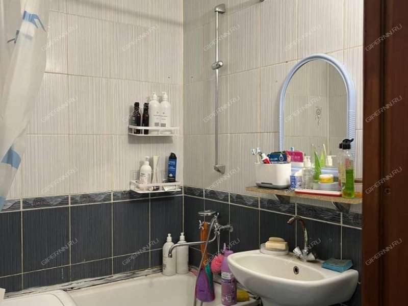 двухкомнатная квартира на улице Петрищева дом 13 город Дзержинск