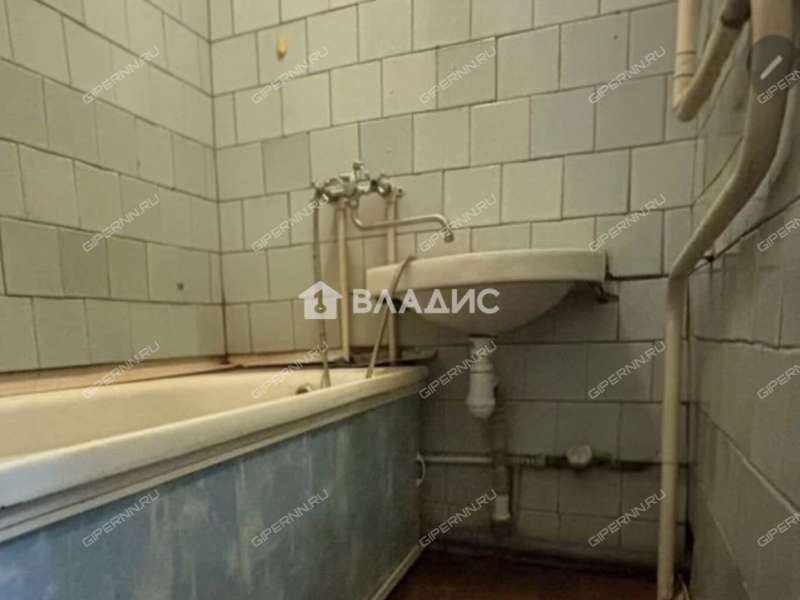 трёхкомнатная квартира на улице Ленина дом 133 город Бор