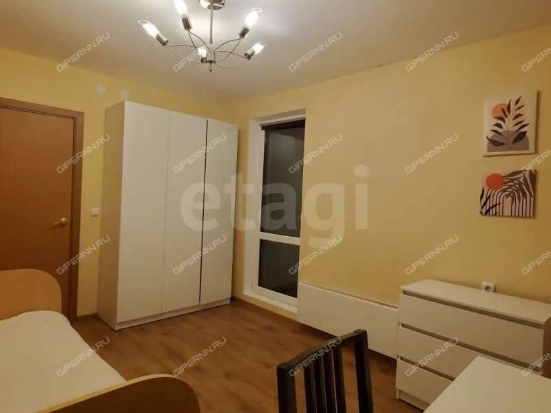 трёхкомнатная квартира на улице Академика Сахарова дом 111 к2