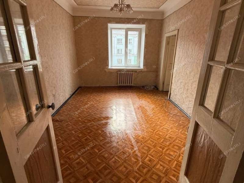 трёхкомнатная квартира на улице Июльских Дней дом 21/96