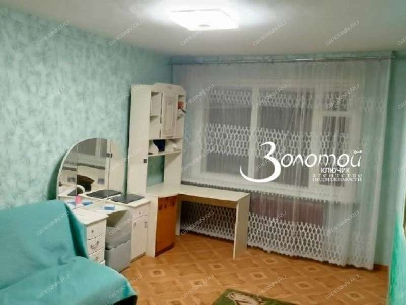 трёхкомнатная квартира на улице Вахтангова дом 14