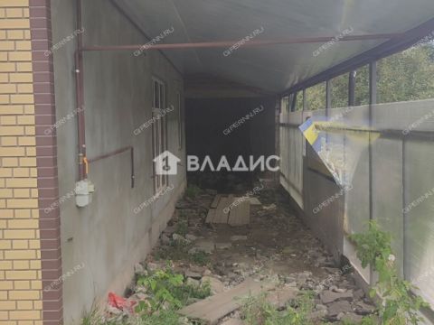 dom-poselok-parizhskoy-kommuny-ul-nekrasova-d-5 фото