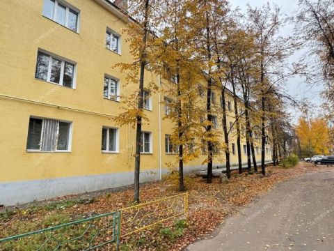 2-komnatnaya-ul-svetloyarskaya-d-16 фото