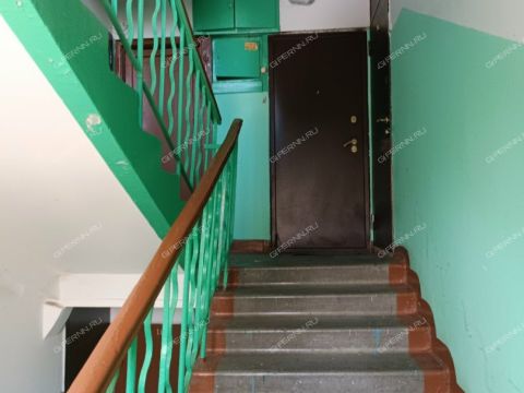 2-komnatnaya-ul-geroya-yuriya-smirnova-d-27 фото