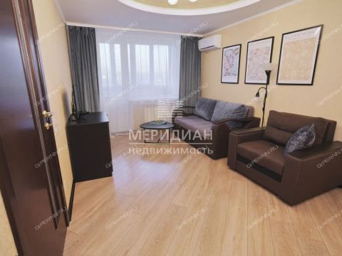 2-komnatnaya-ul-sergeya-esenina-d-4b фото