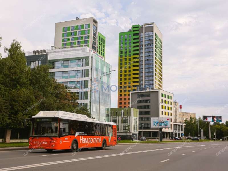 здание под недвижимость под медицинские учреждения, недвижимость под образовательные учреждения на улице Родионова