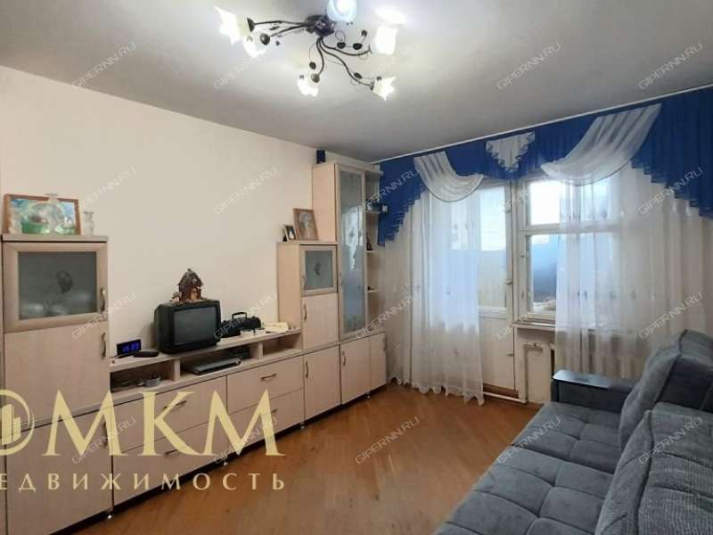 четырёхкомнатная квартира на улице Карла Маркса дом 24