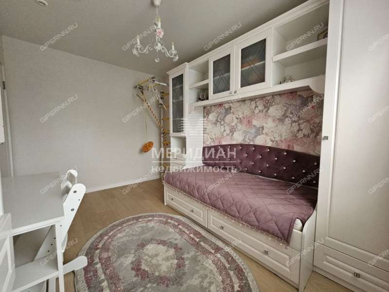 дом на улице Никанорова город Бор