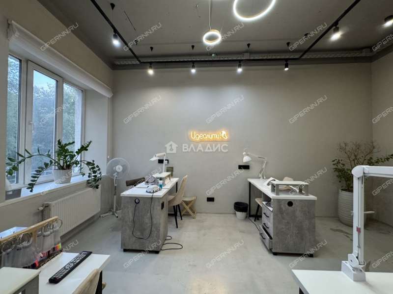 помещение под помещение свободного назначения на Грузинской улице