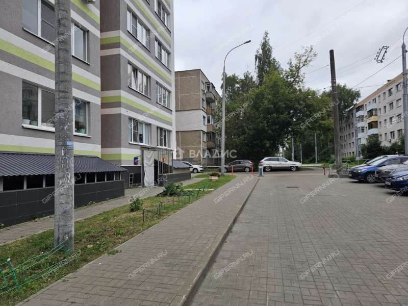 помещение под помещение свободного назначения на улице Коминтерна