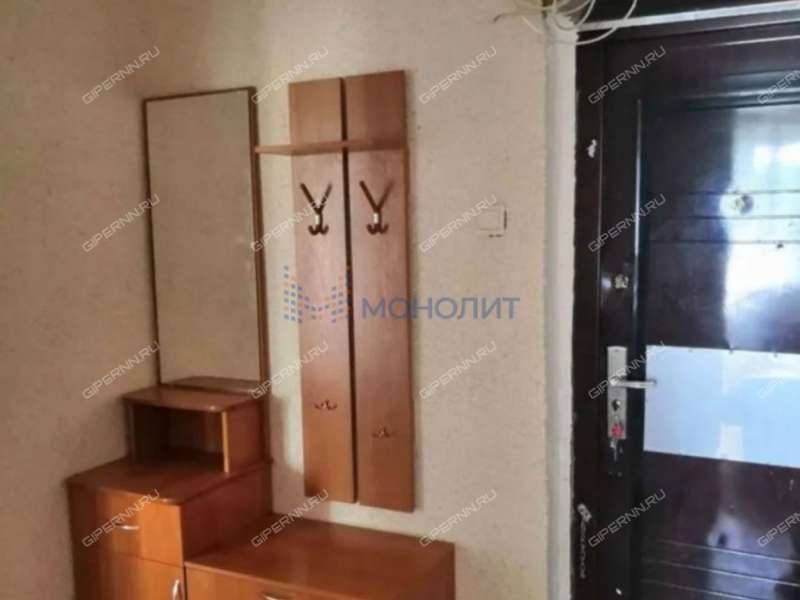 двухкомнатная квартира в 6-м микрорайоне дом 15Б