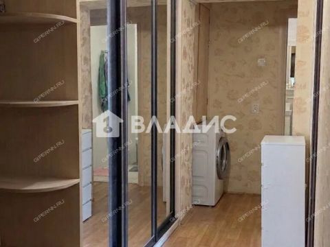 2-komnatnaya-prosp-busygina-d-60 фото