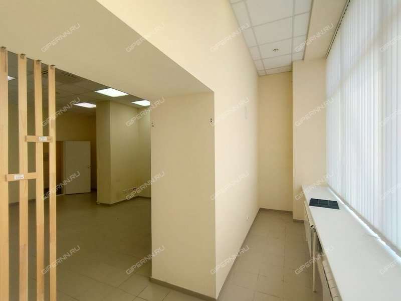 помещение под торговую площадь на Молодежный пр-кт., д.28а