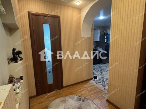 1-komnatnaya-ul-plotnikova-d-4 фото