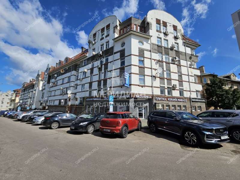 трёхкомнатная квартира на Арзамасской улице дом 5