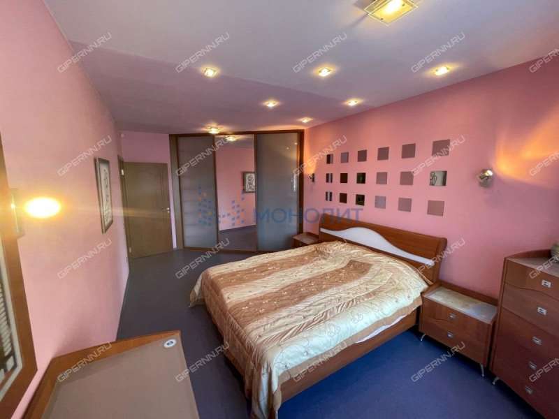 трёхкомнатная квартира на улице Максима Горького дом 50