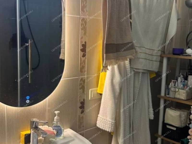 трёхкомнатная квартира на улице Янки Купалы дом 38