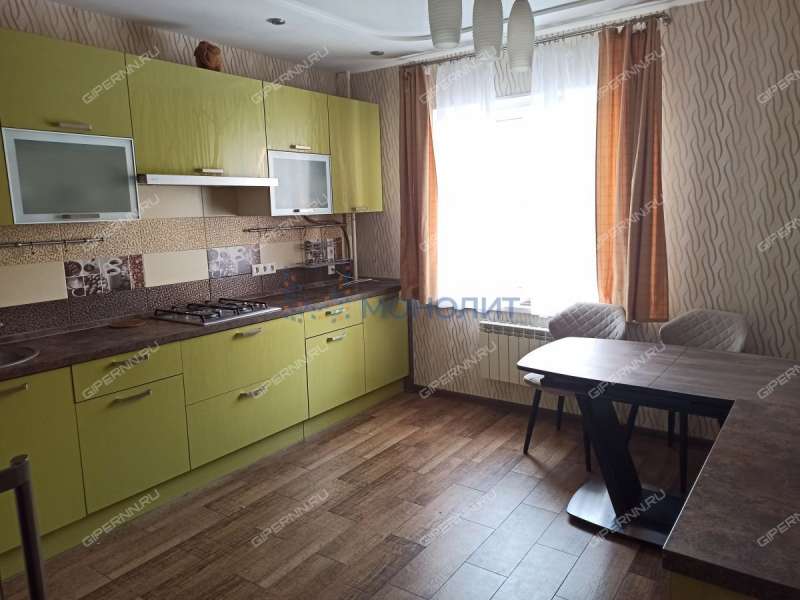 трёхкомнатная квартира на улице Родионова дом 195 к1