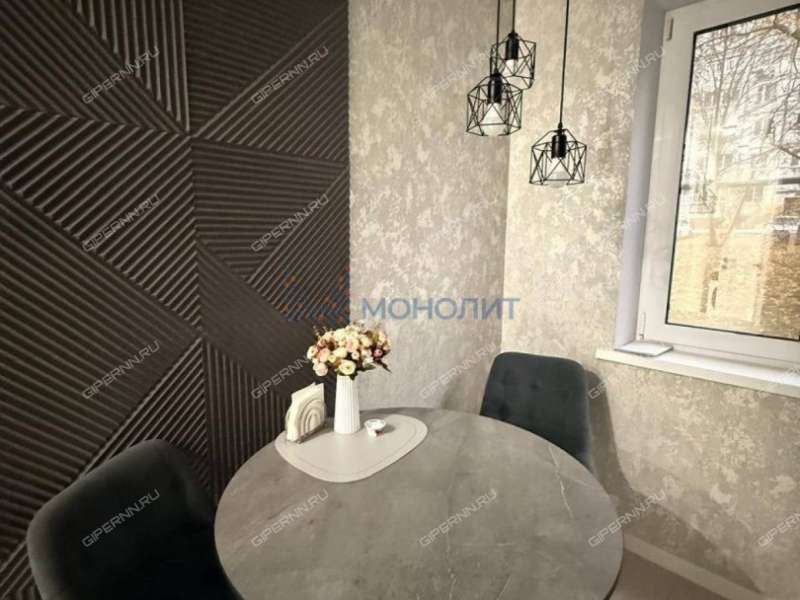 двухкомнатная квартира на улице Тропинина дом 3