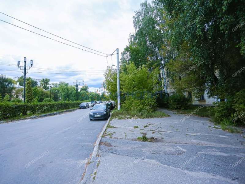 трёхкомнатная квартира на Заречной улице дом 1