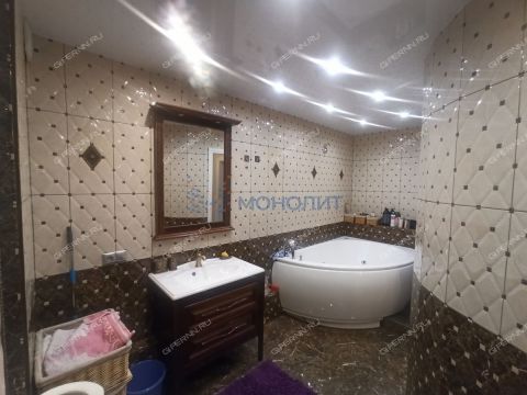 4-komnatnaya-ul-karla-marksa-d-24 фото