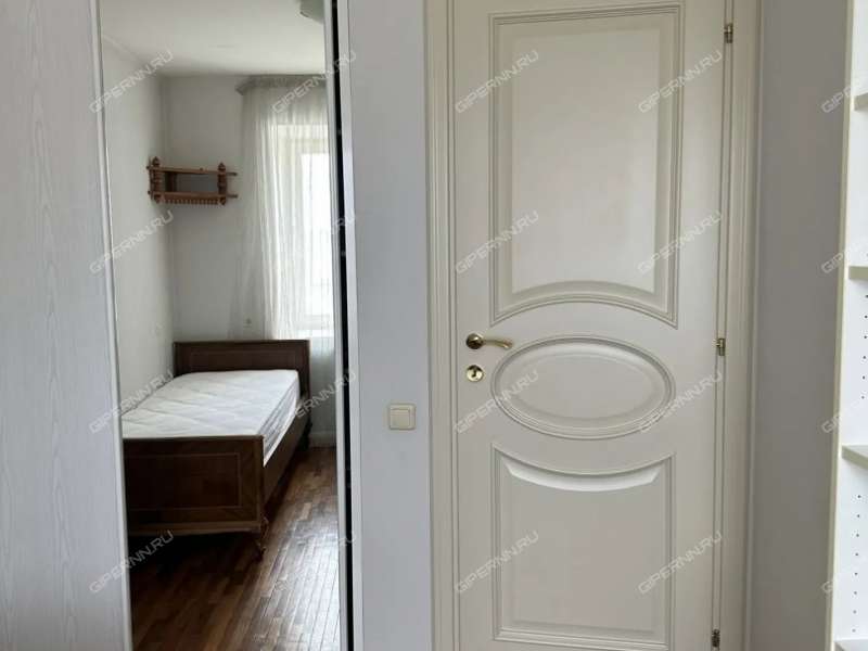 пятикомнатная квартира на Ошарской улице дом 88 к1