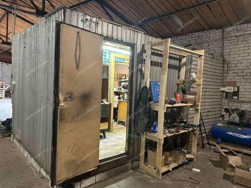 помещение под склад на Кузбасская ул, д.1