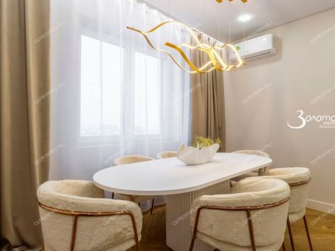 3-komnatnaya-ul-svetlogorskaya-d-6 фото