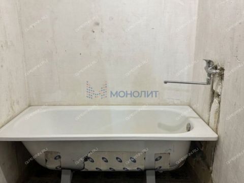 2-komnatnaya-ul-molitovskaya-d-5 фото