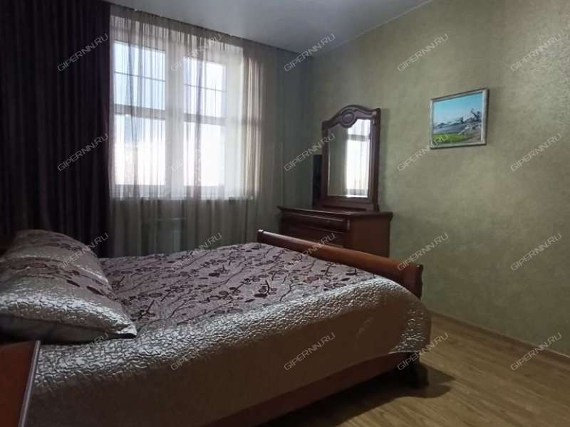 трёхкомнатная квартира на проспекте Октября дом 25