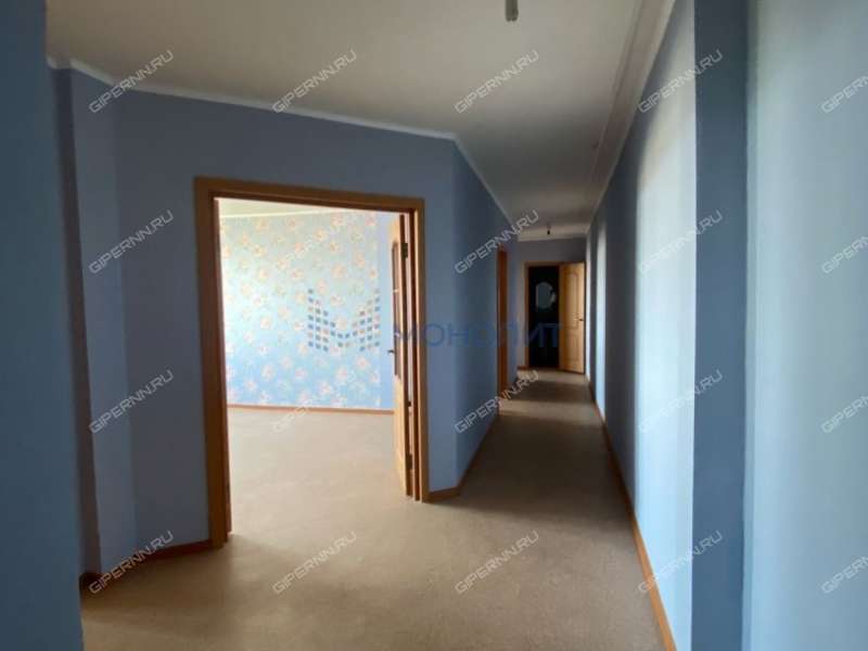 трёхкомнатная квартира на улице Родионова дом 167 к1