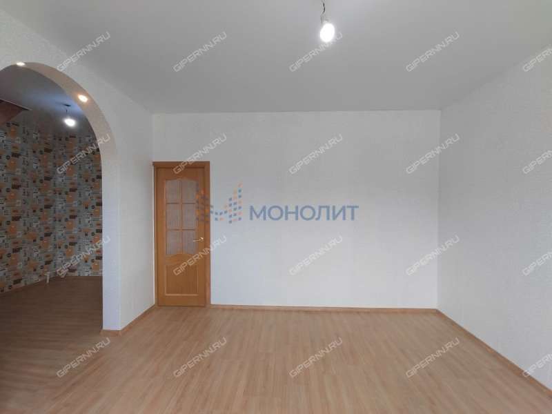 дом на улице Изосимлевская деревня Кусаковка