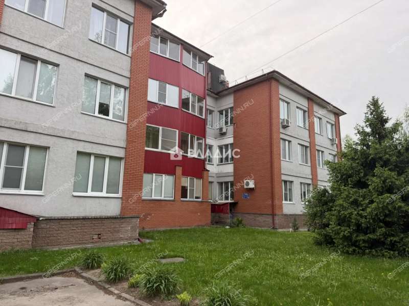 четырёхкомнатная квартира на Магистральной улице дом 310 деревня Афонино