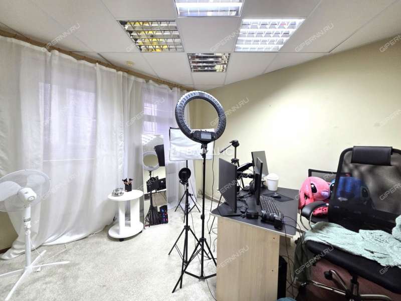 помещение под офис на улице Братьев Игнатовых