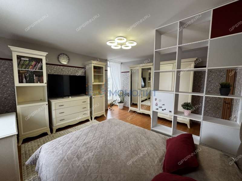 пятикомнатная квартира на Нижегородской улице дом 11В