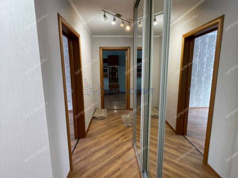 двухкомнатная квартира на улице Панфиловцев дом 5