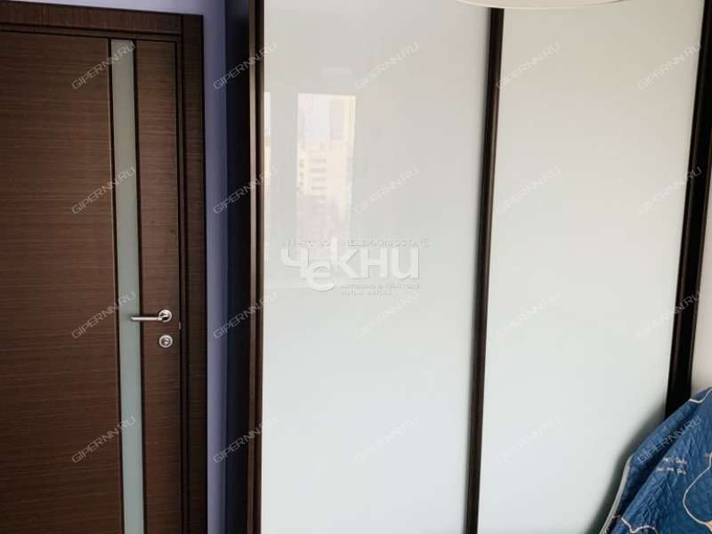 трёхкомнатная квартира на Полтавской улице дом 2А